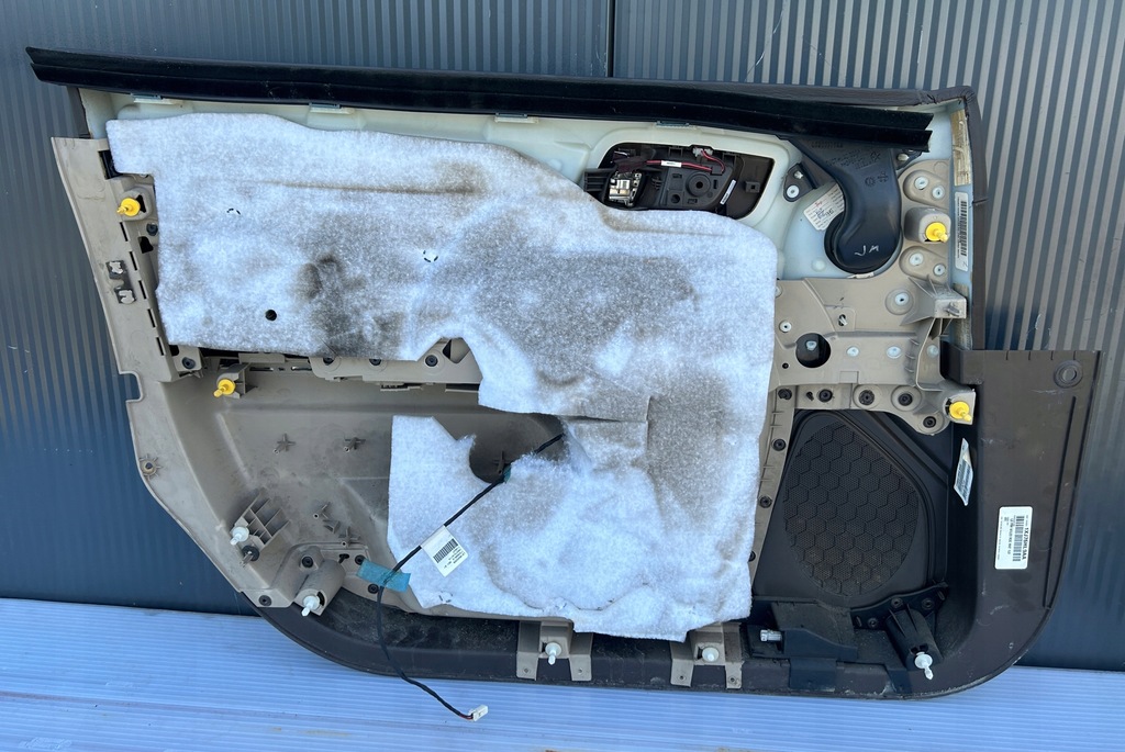 фото №7, Обшивка двері правий перед lancia thema 11- executive