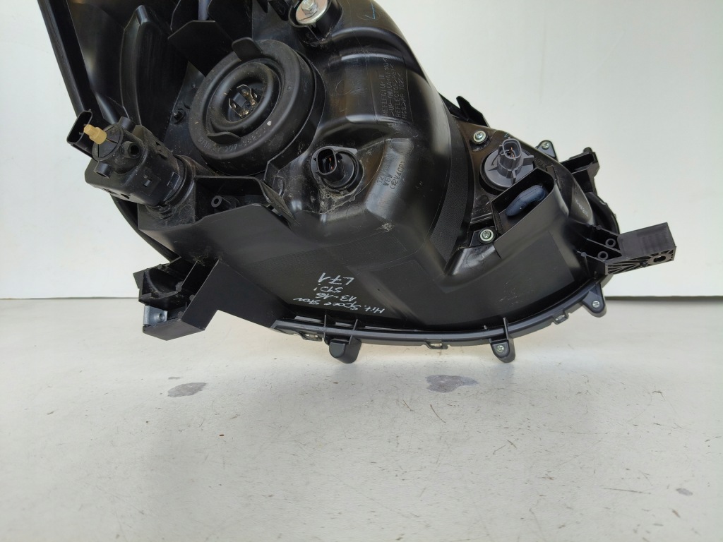 Купити Лампа ліва фара mitsubishi space star 13-