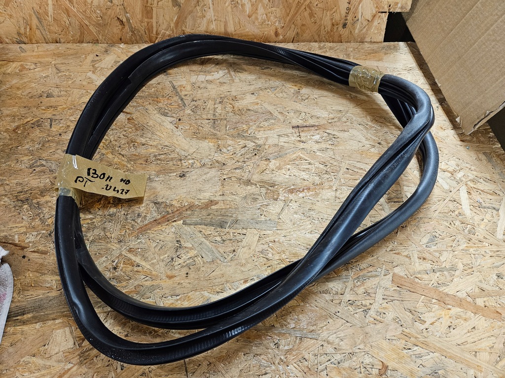 фото №1, Прокладка дверь правый задняя hyundai i30 ii 12-16