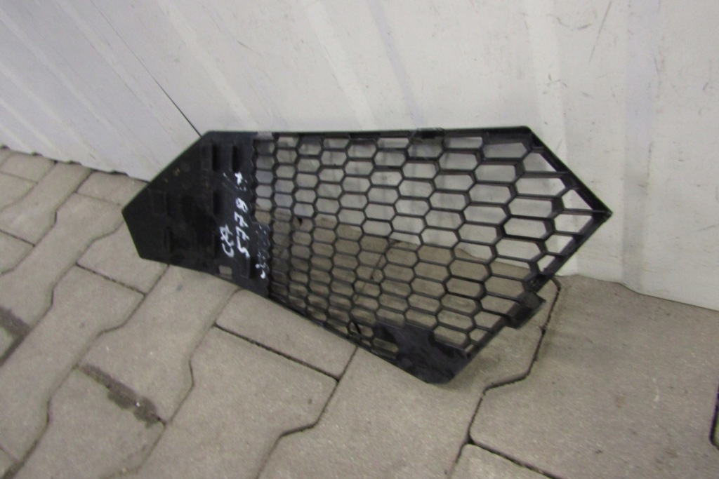 Купить Решётка заглушка левая бампер перед lamborghini aventador roadster 11-