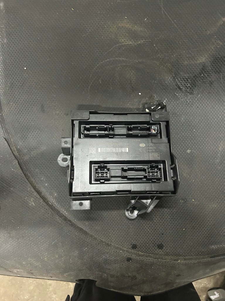 фото №1, Модуль комфорту a4 b8 2.0 tfsi 09r.