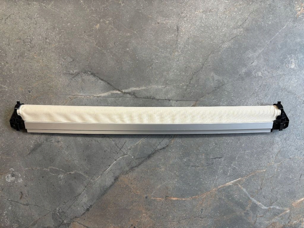 Шторка безопасности панорамы beż бежевый 5na.877.307 do vw tiguan allspace 5ng 5na с Разборки