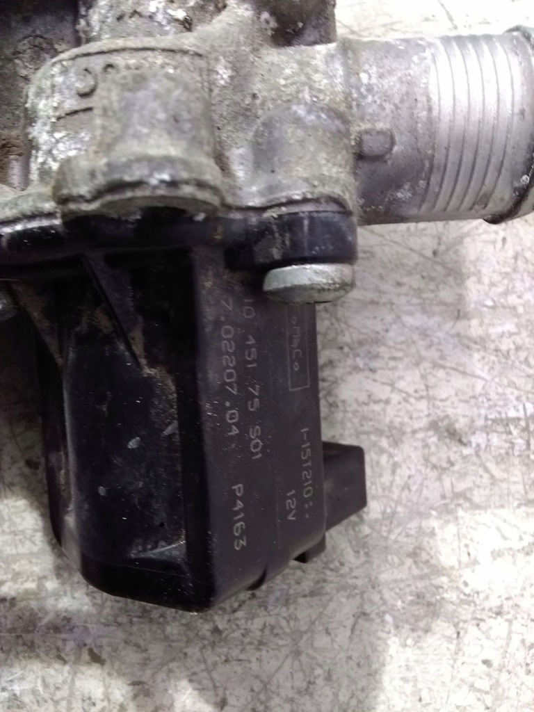 фото №3, Land rover discovery 4 - lr4 2015 клапан egr