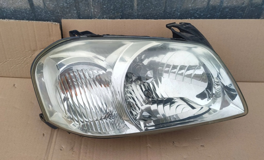 фото №1, Фара правий лампа права mazda tribute lift europa