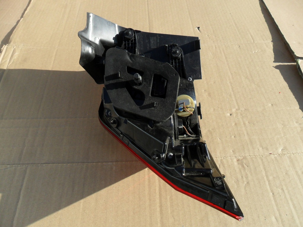 фото №14, Vw tiguan ii 5na права лампа задня 5na945096c