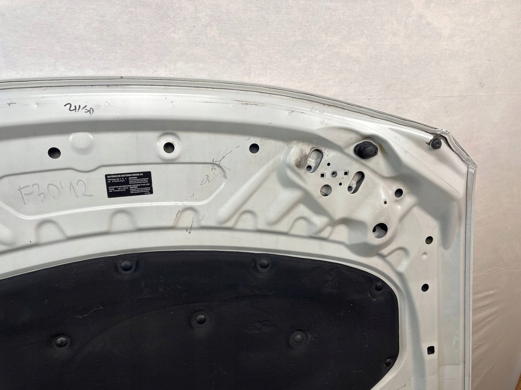 фото №13, Капот кришка двигуна перед bmw 3 f30 f31 код лакофарбового покриття: a300 alpineweiss