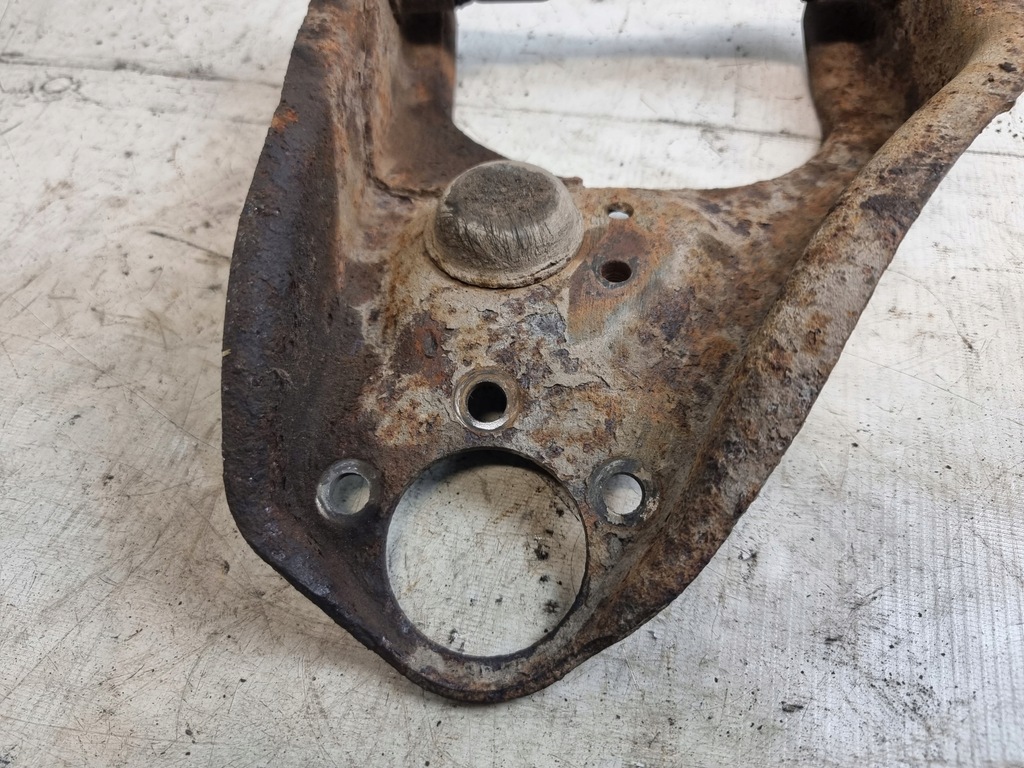 фото №9, Рычаг верхний правый перед opel frontera a 2.5 tds