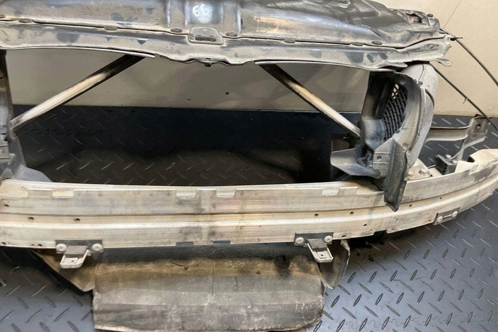 фото №7, Комплект радиатор bmw 5 e60 7148585 4.8l бензиновый 2007