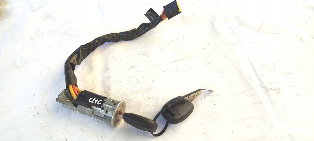 фото №1, Renault twingo i 1 замок запалювання ключ x 2 комплект