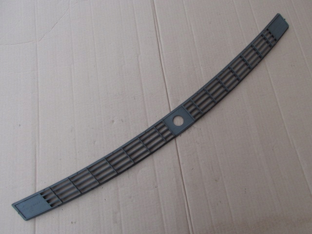 Jeep commander i xh xk молдинг решітка консолі 5jt08trm ac в Україні