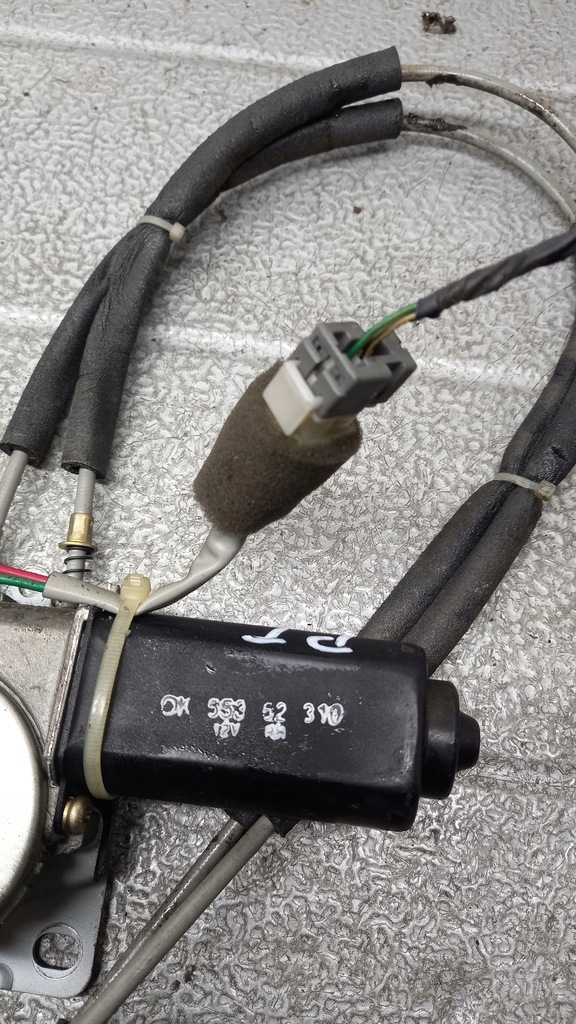 фото №7, Підйомник правий задня kia carnival ii 02r 2.9td