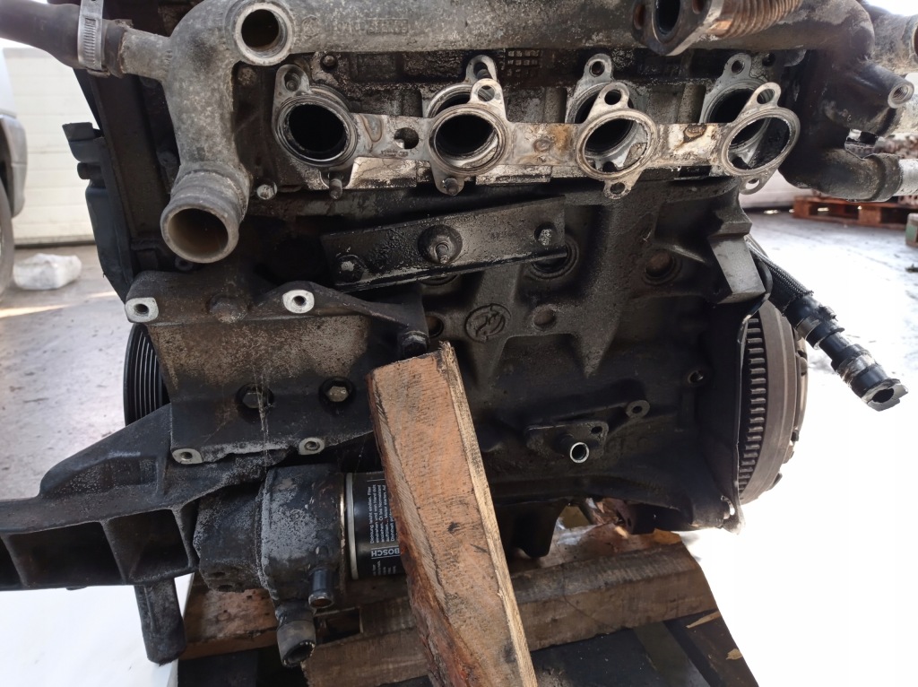 Двигун alfa fiat lancia 1.9 jtd ar32302 Зі Шроту