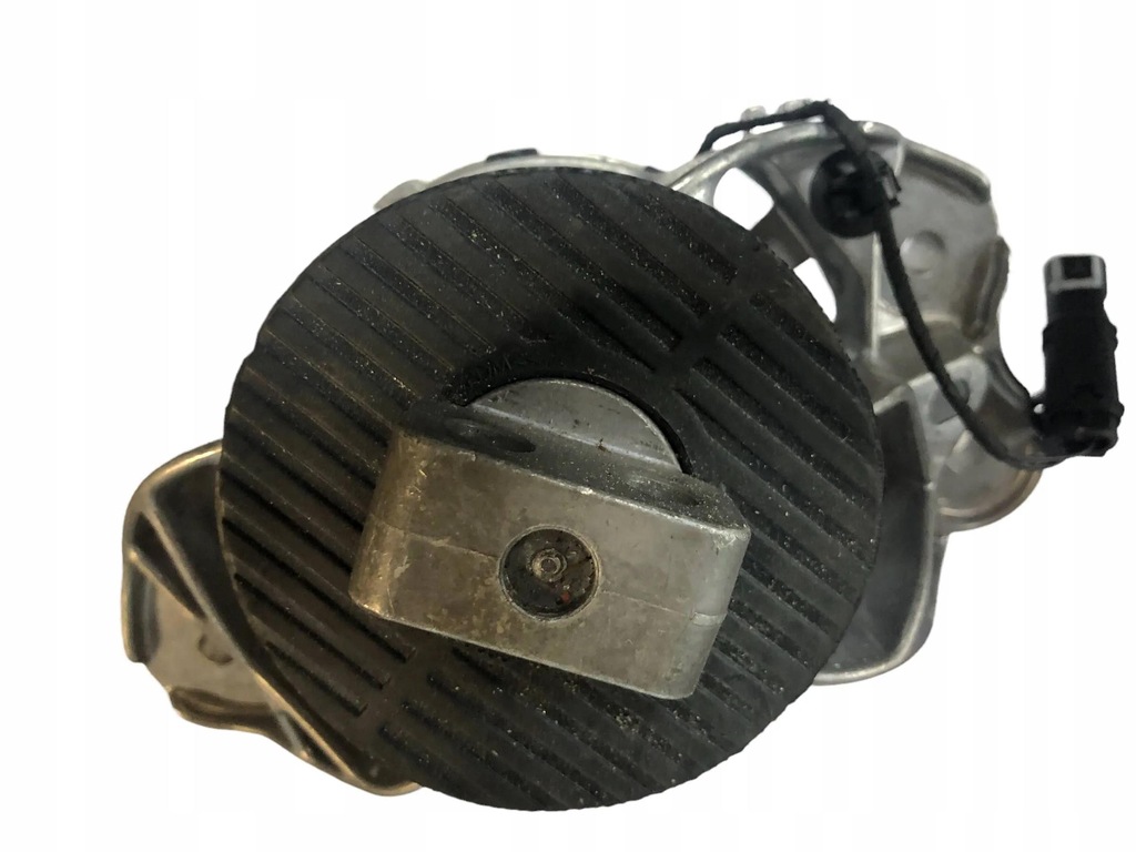 фото №1, Mercedes sl r232 2021 кронштейны лапы 2322408000