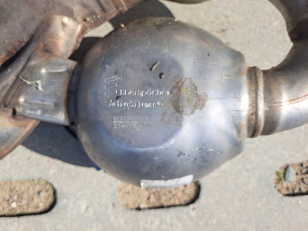 фото №8, Audi q5 гаситель выхлоп активный 8r0253411d