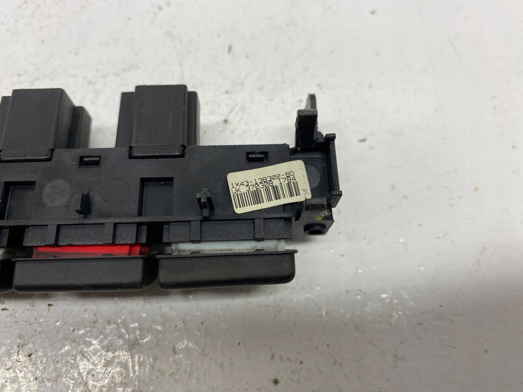 фото №8, Панель переключатель сидений аварийных jaguar x-type 2001-2009 1x43-13b302-bd