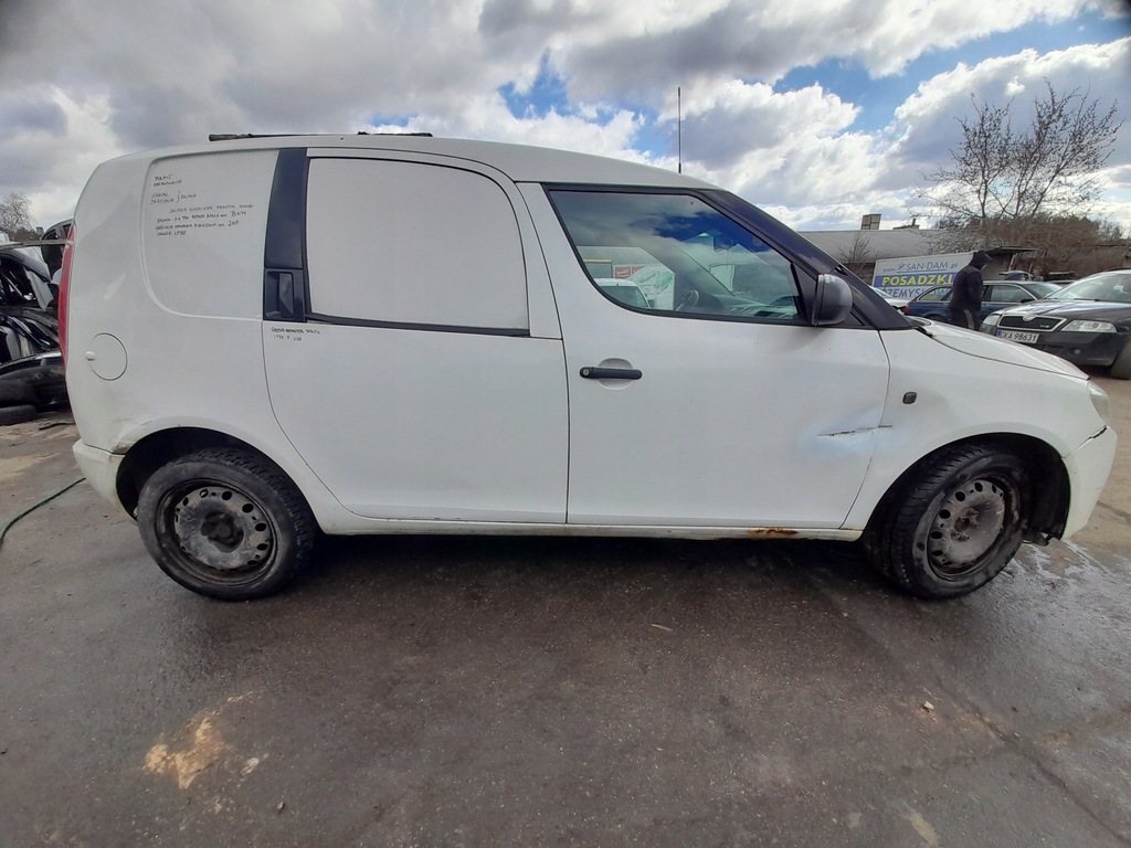 фото №15, Skoda roomster praktik лампа правий задня права задня