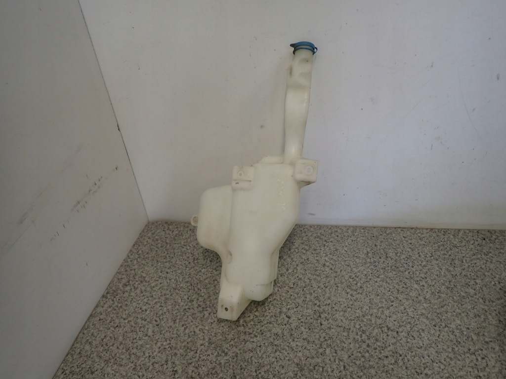 фото №4, Suzuki sx4 06 бачок распылителя jp