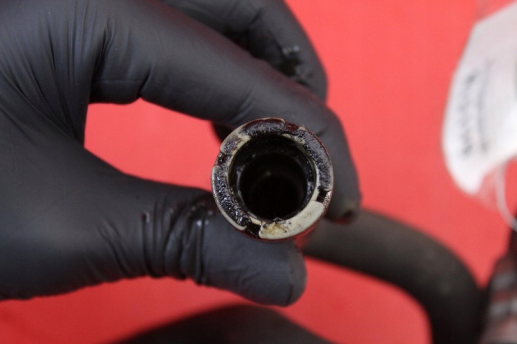 Шланг масляний коробки автоматичної bmw e93 e92 3.0i 218 km 04-10 в Україні