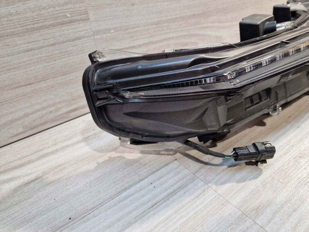 Lexus nx300 drl ліхтар денні led праве оригінал Доставка