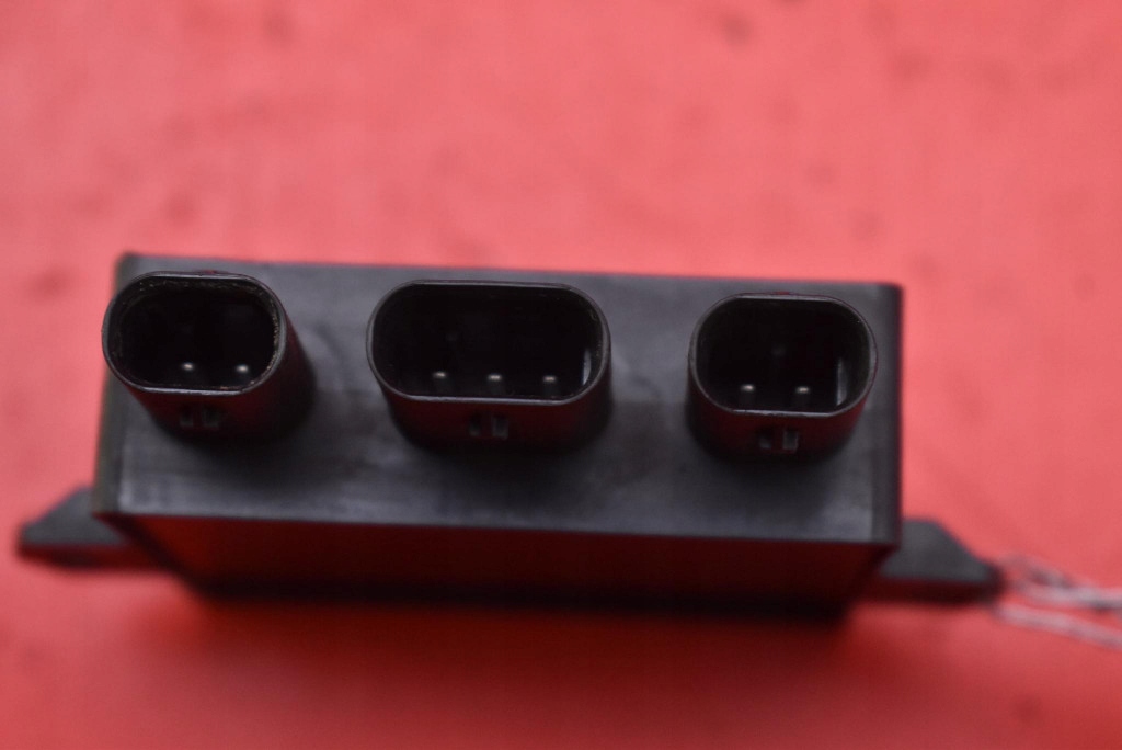 Датчик відкривання кришки smart 31419603 volvo xc90 2 2 14-20 Київ