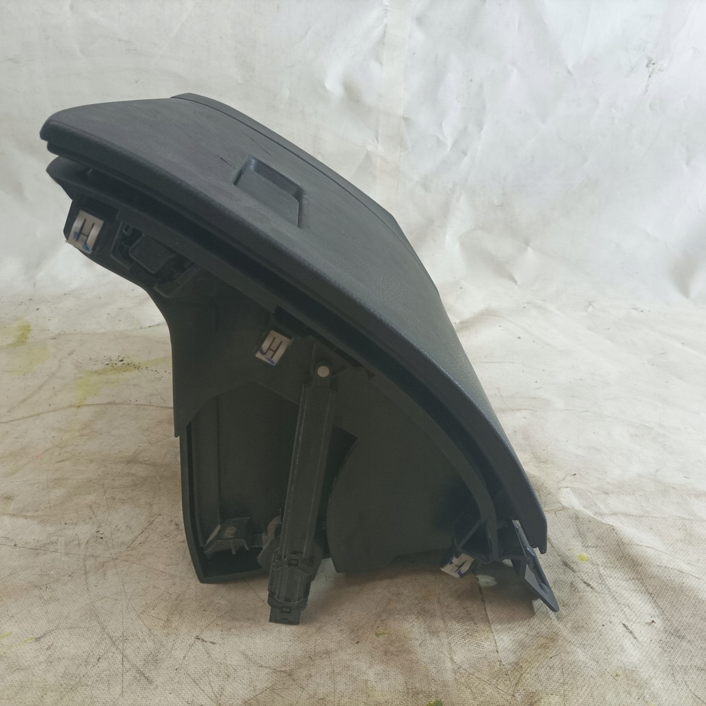 фото №9, Jeep compass 17- бардачок пассажира usa 5zt61trm