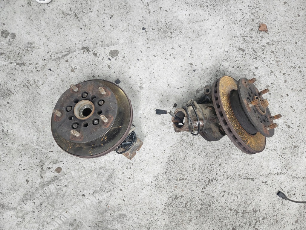 фото №1, Ford transit mk7 2.2tdci 2006-2014 поворотний кулак права