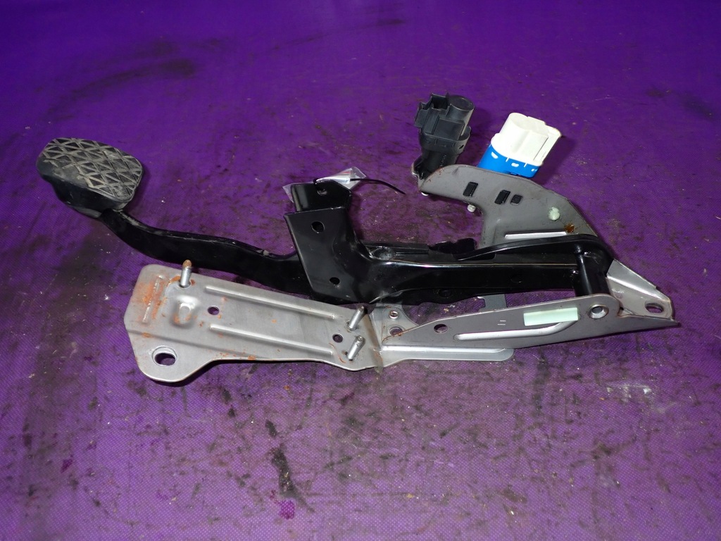 фото №2, Mazda 3 ii bl 08- педаль тормоза r3bbr3