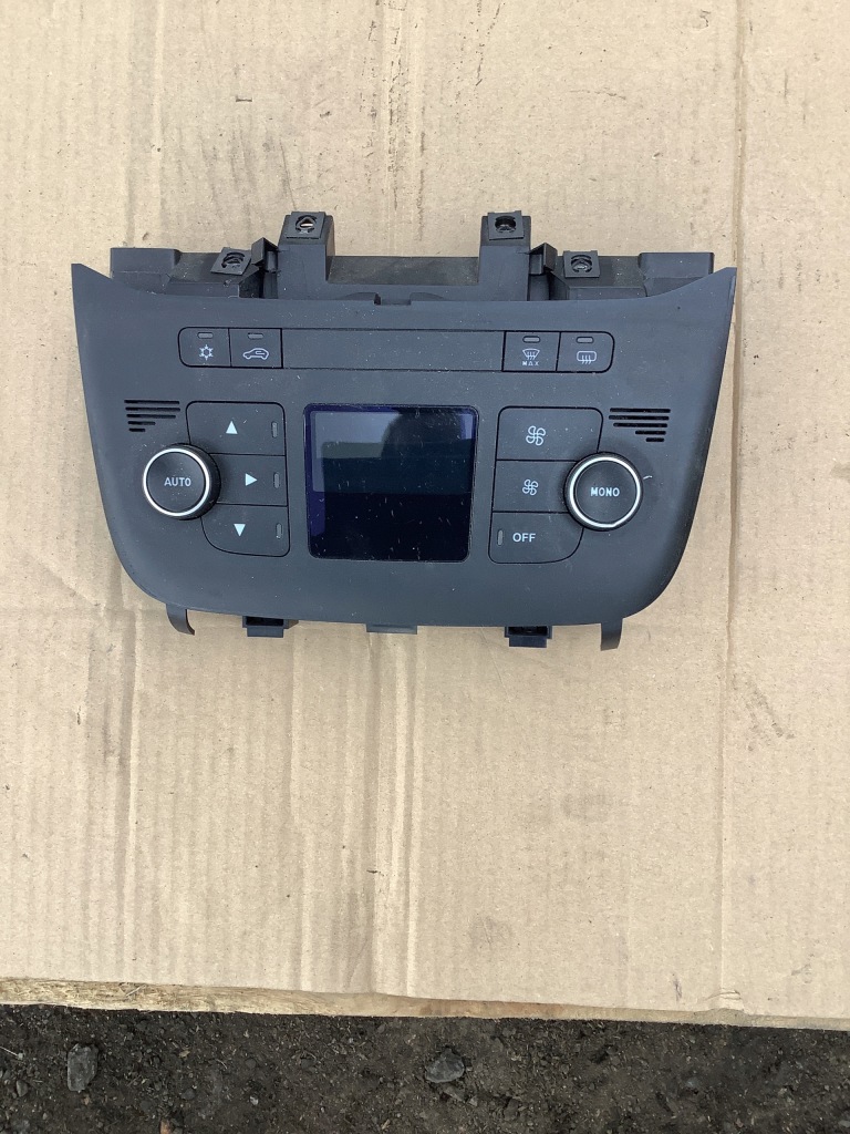 фото №1, Grande punto evo панель кондиціонера fiat оригінальний номер 735501599