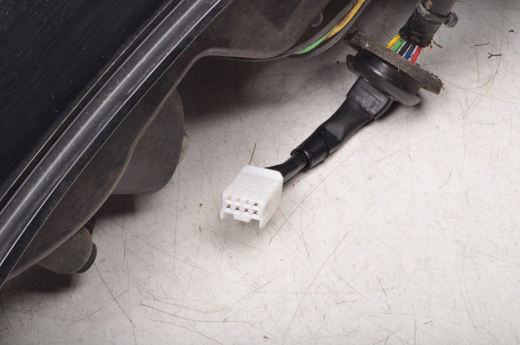 фото №6, Toyota aygo ii лампа левая задняя левый задняя