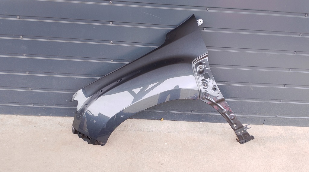 фото №1, Dacia duster ii левый крыло перед передний хороший