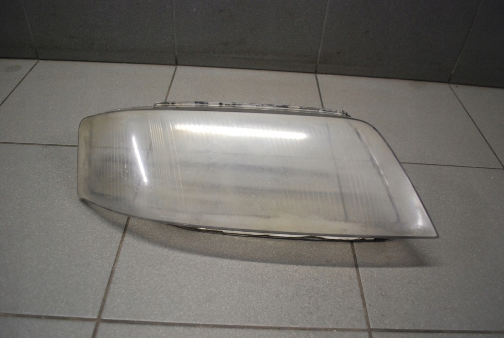 фото №1, Стекло фары лампы правый перед audi a6 c5