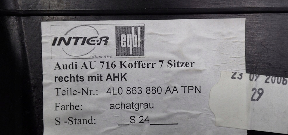 фото №9, Обшивка багажника правий 4l0863880aa tpn audi q7 4l
