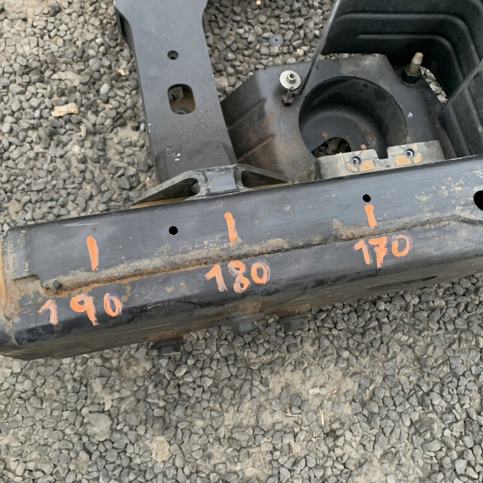 Рама лонжерон балка четвертина перед оригінал jeep wrangler iv jl 20r Київ