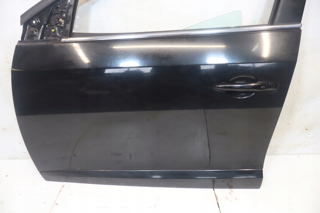 Дверь левый перед renault fluence lift tegne Оригинал