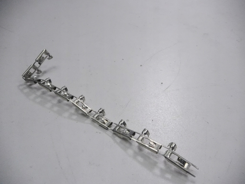 фото №6, Роз'єми електричний renault оригінальний номер 7703097014