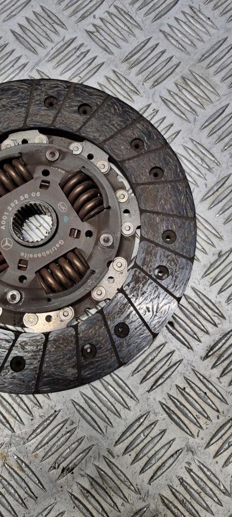 фото №9, Mercedes w906 зчеплення маховик з двома масами комплект 2.2d 651 27 tyś пробіг a6510305105