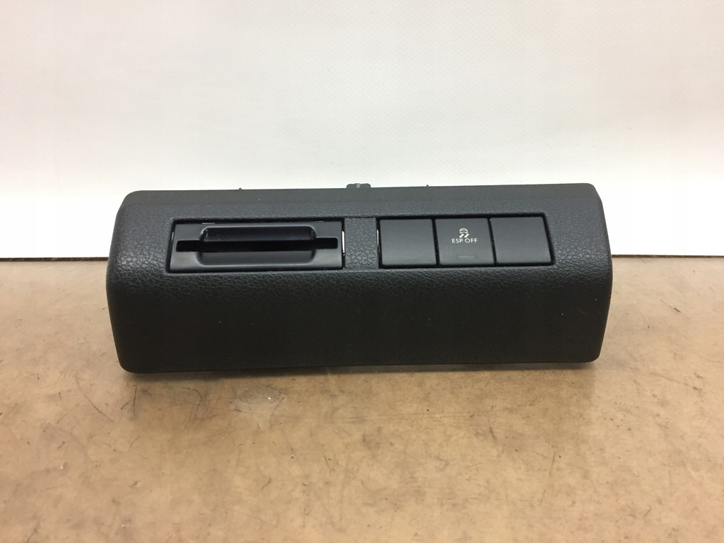 фото №1, Peugeot 5008 панель заглушка кнопка esp