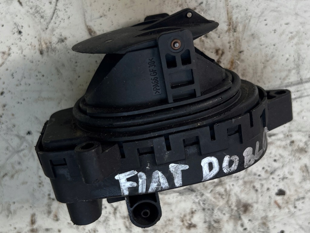 Купити Fiat оригінальний номер 46841547 витратомір