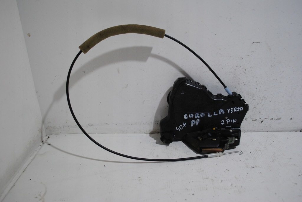 фото №1, Замок дверь toyota corolla verso правый перед 2 pin