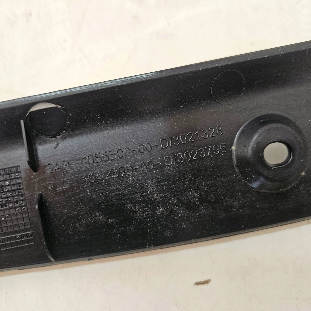 фото №13, Датчик крышки багажника правая tesla model x plaid 2022r 1056300-00-d