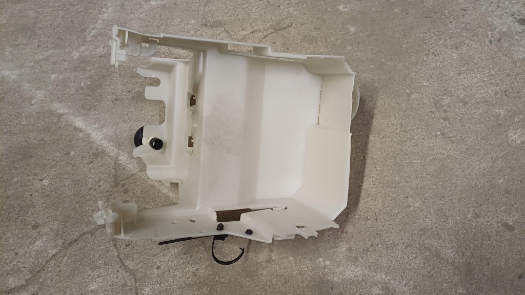 фото №1, Peugeot 308 ii t9 корпус кронштейн bsi 9670162380