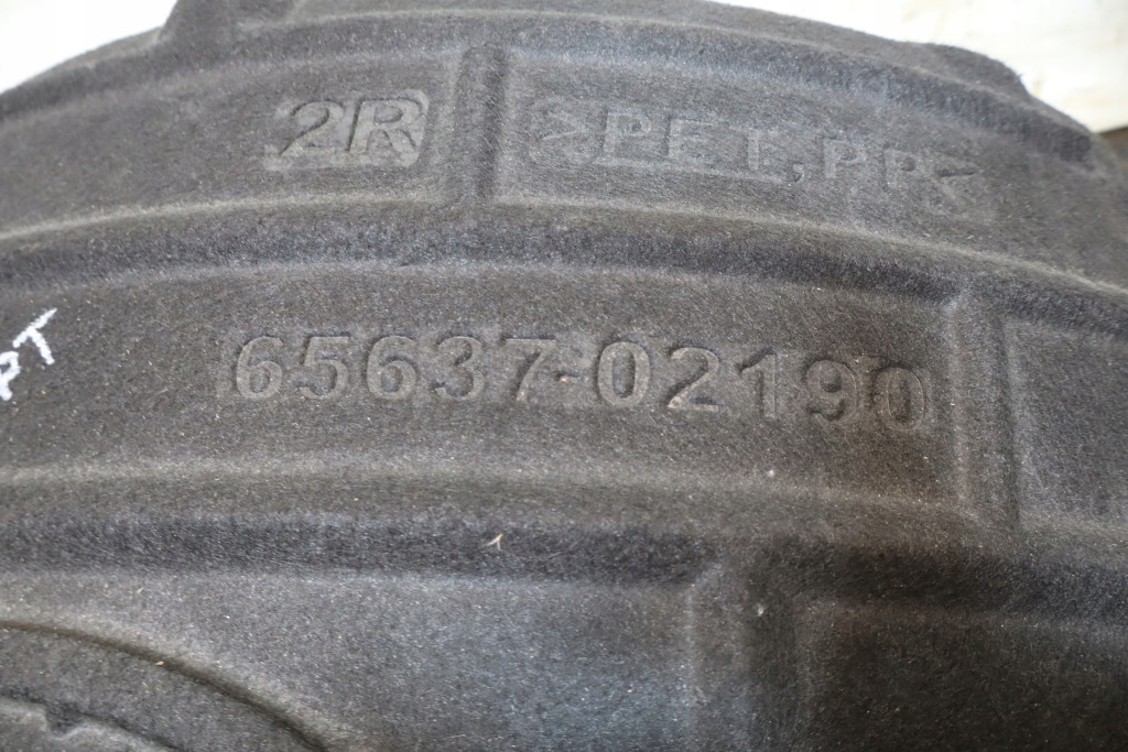 фото №4, Підкрилок праве задні toyota corolla e21