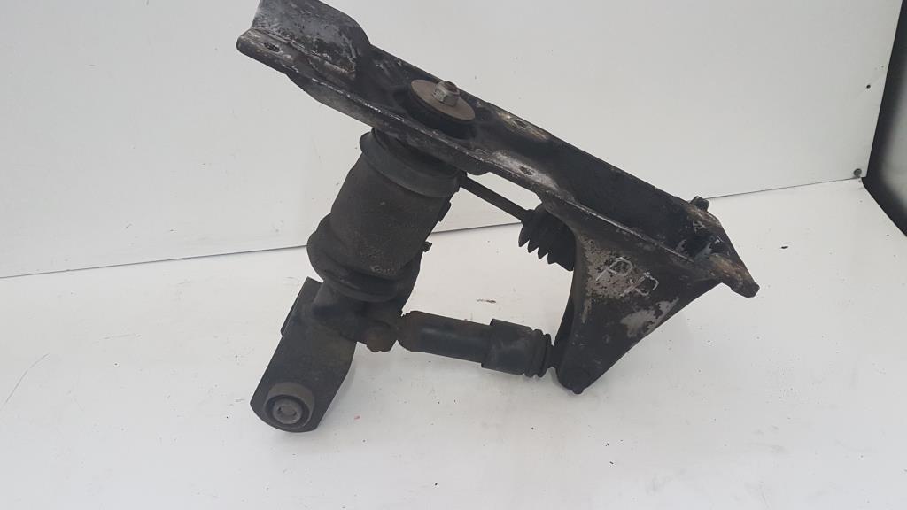 фото №5, Кронштейн кронштейн кабины renault magnum 460 dxi