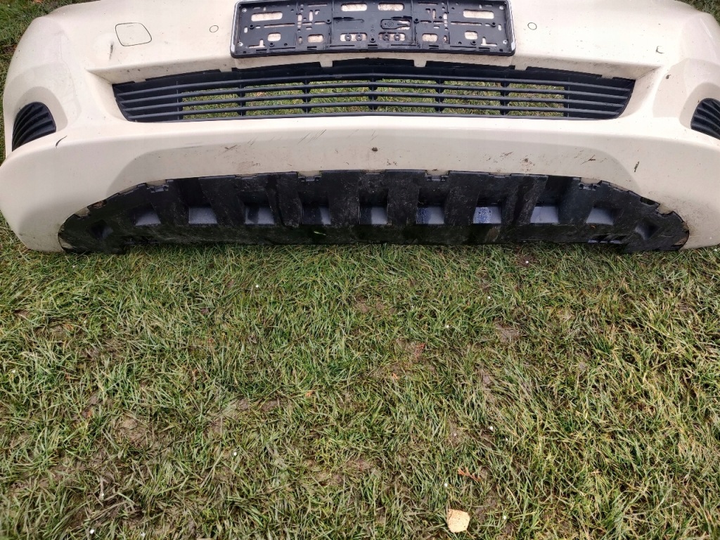 фото №1, Mercedes v-klasa w447 плита защита pod бампер перед