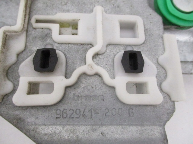 фото №9, Peugeot 308 i электрический подъемник стекло левый задняя 6 pin 9680692380