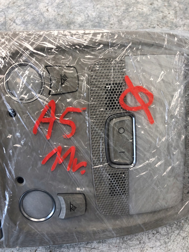 фото №6, Лампа потолочный audi a5 8t0947135b