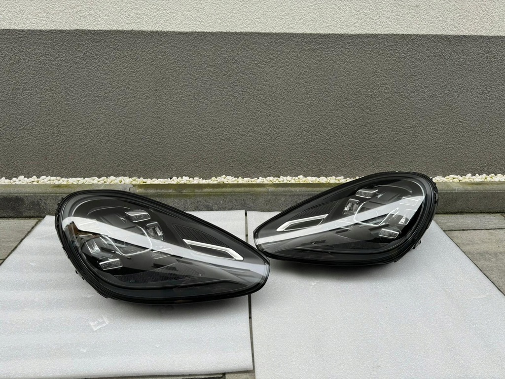 фото №1, Лампи porsche cayenne 7p5 lift full led ліва права