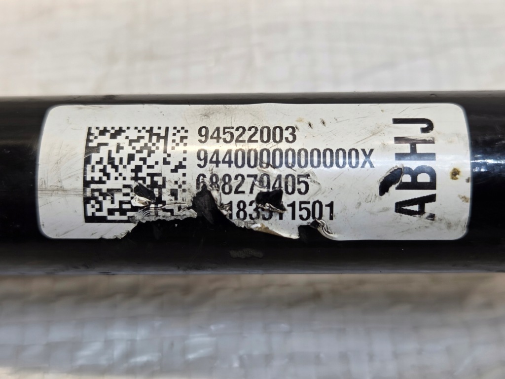 Правый  приводной вал opel mokka mokka x 1.4 turbo 94522003 abhj Недорого