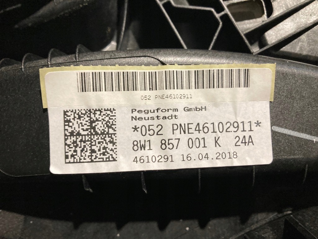 фото №15, Audi a5 f5 приборная панель консоль приборная панель pulpit подушка безопасности подушки безопасности воздушные ремни nowe