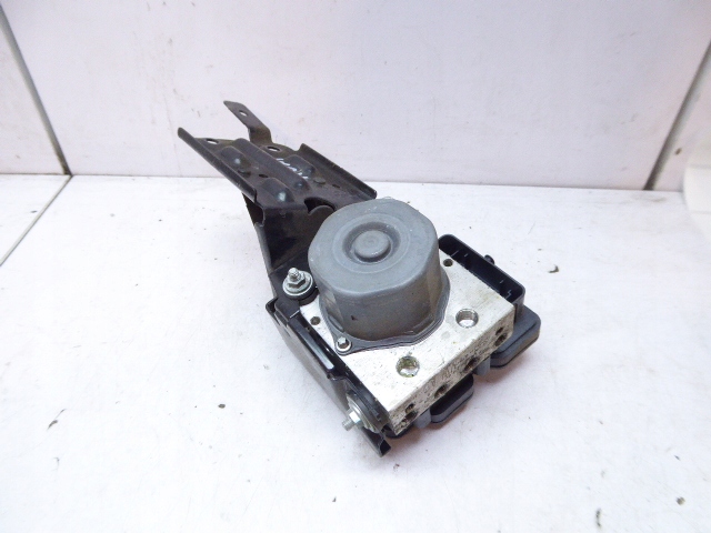 фото №7, Roomster 5j lift 10-15 насос тормозная abs кронштейн 1.6 tdi caya cayb caye